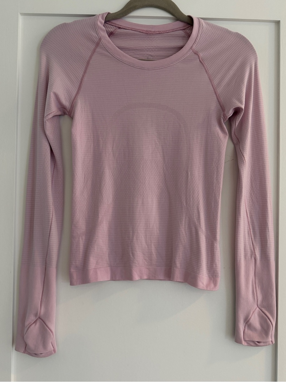 Lululemon Swiftly Tech Long Sleeve Shirt 2.0 Waist Length in Light Pink | Size 2